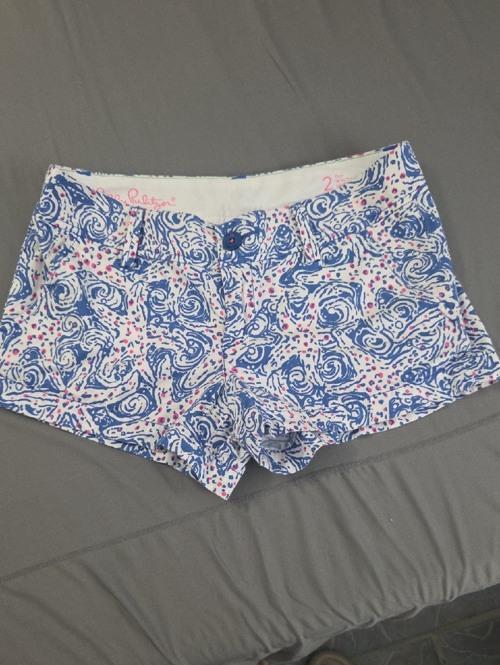 Lilly Pulitzer, Walsh Shorts - Size 2
